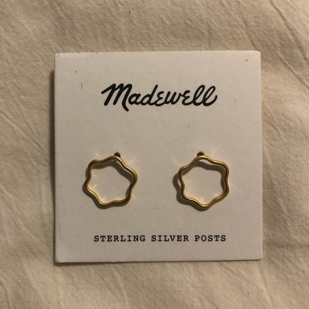 Madewell Flower Shape Earrings